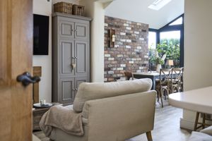 Photo 13- click for photo gallery